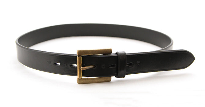 MERCER ITALIAN VEGETABLE TANNED OILED LEATHER BELT(ブラック)の全体像