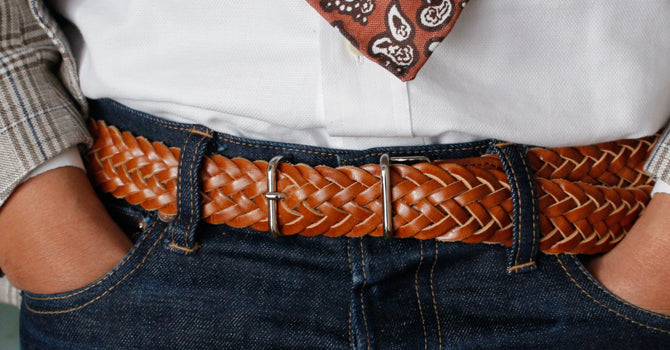 MERCER ITALIAN VEGETABLE TANNED OILED LEATHER MESH BELT(ライトブラウン)の着用イメージ