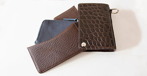 CROCODILE COIN & CARD PURSE （ダークブラウン）の内側（裏）