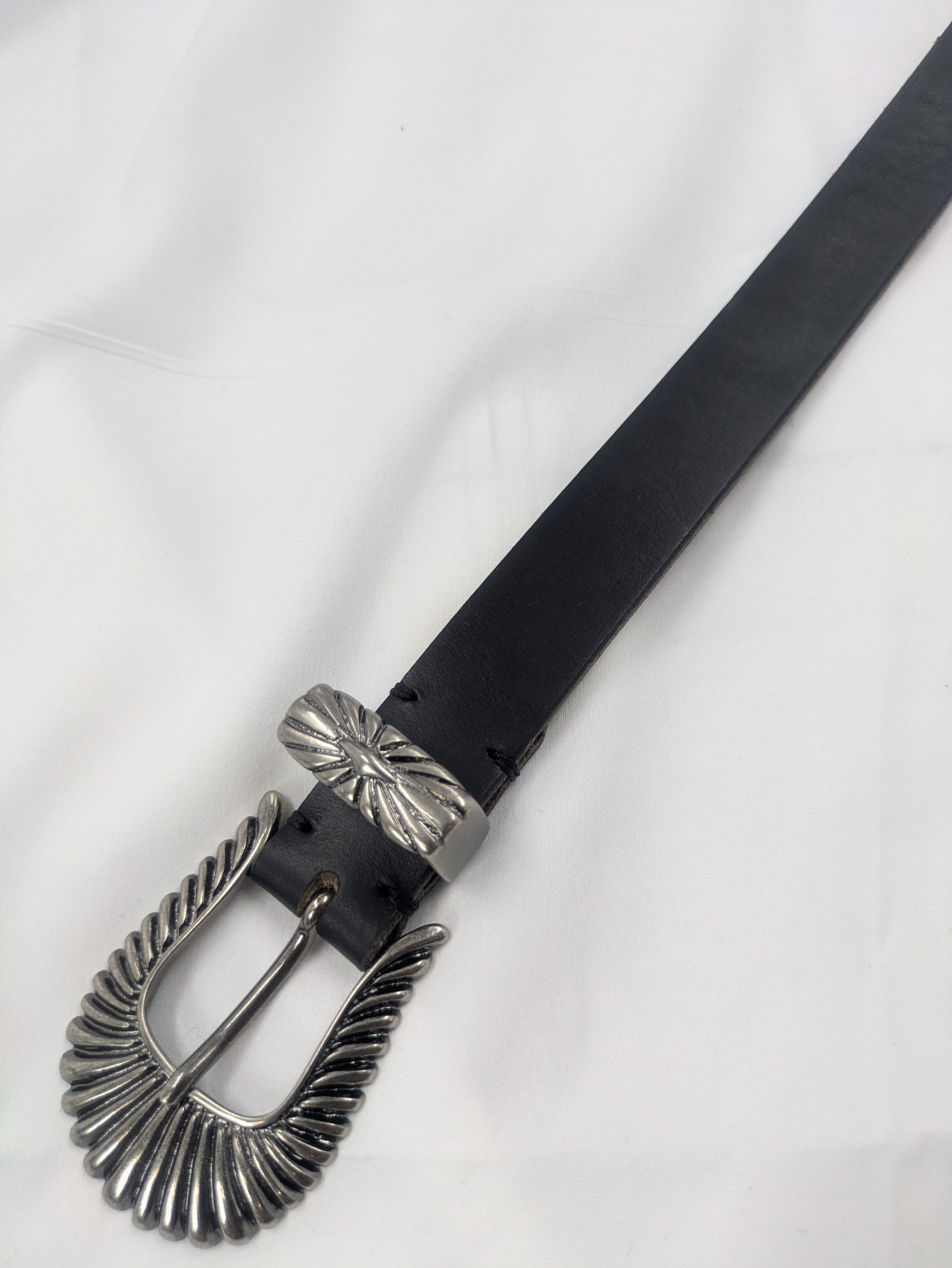 HORWEEN　CHROMEXCEL　LEATHER　BELT　WITH "MASAGONIA"