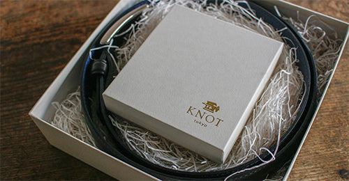 attire FRENCH CALF BELTとFRENCH CALF COMPACT WALLETのセット