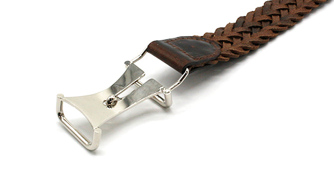 MERCER ITALIAN VEGETABLE TANNED OILED LEATHER MESH BELT（ダークブラウン）のバックル（裏）