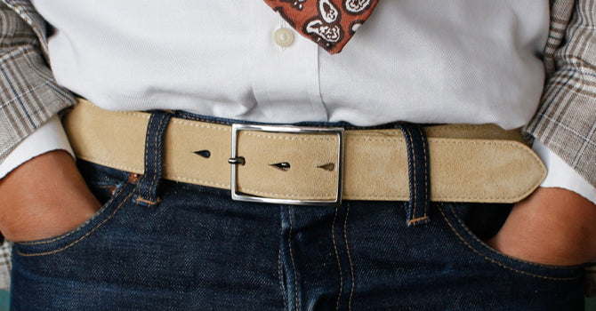 MERCER SPANISH SUEDE LEATHER BELT（ライトブラウン）の着用イメージ