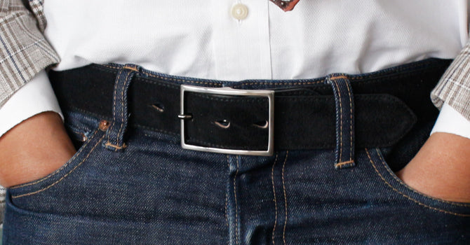 MERCER SPANISH SUEDE LEATHER BELT（ブラック）の着用イメージ