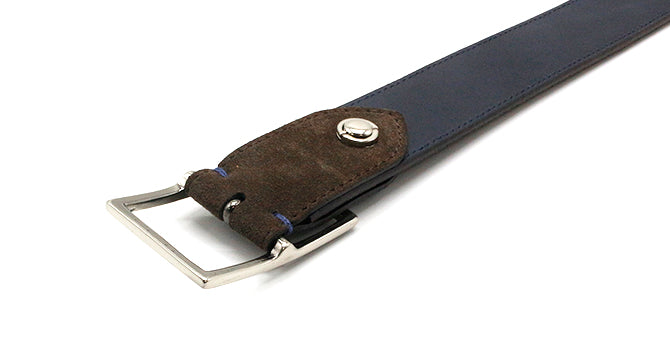 MERCER SPANISH SUEDE LEATHER BELT（ダークブラウン）のバックル（裏）