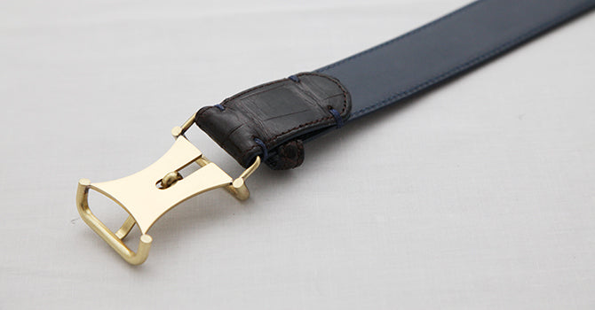 Morikawa CROCODILE BELT（ダークブラウン）のバックル（裏）