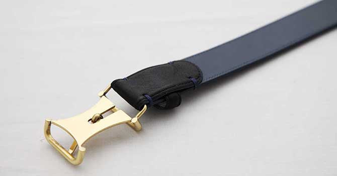 Morikawa FRENCH CALF BELT（ブラック）のバックル（裏）